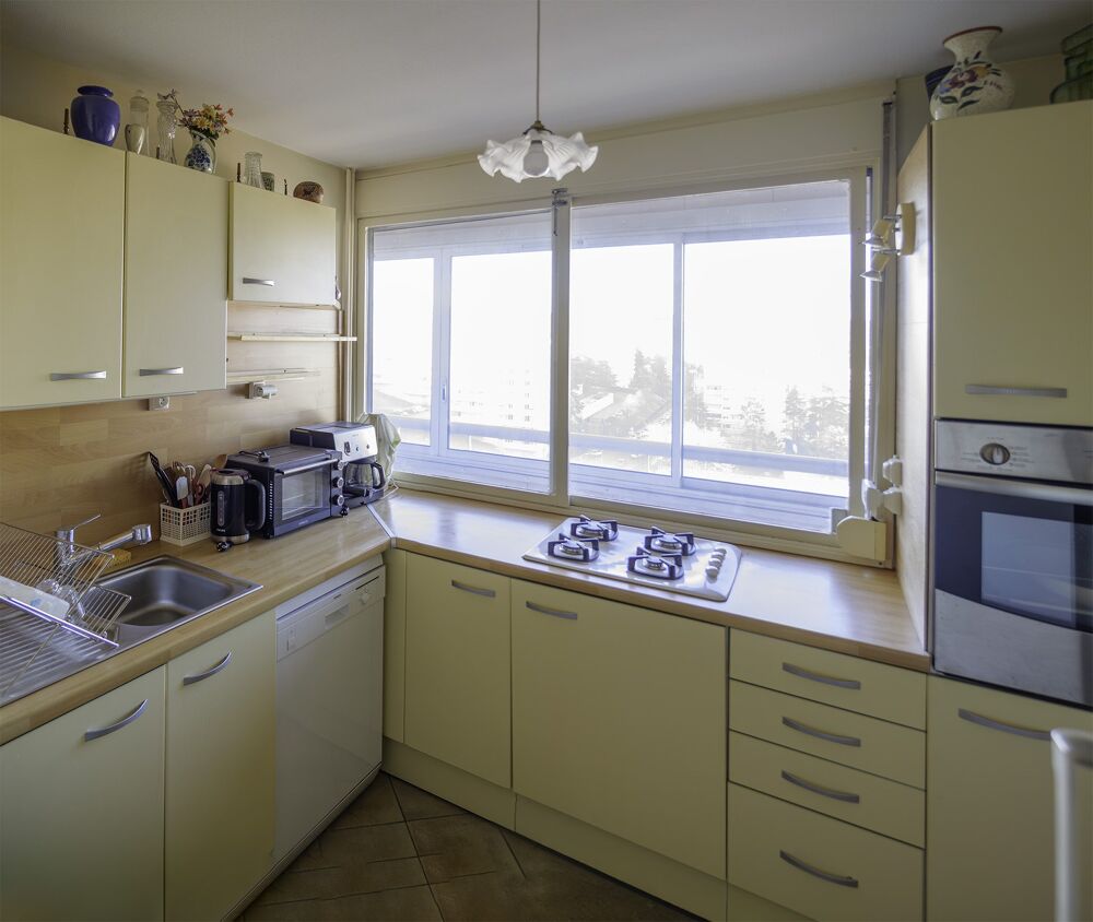 Spacieux appartement avec vue dégagée