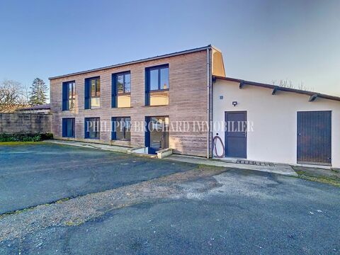 LOCAUX PROFESSIONNELS MIXTES 227685 85310 Rives de l'yon