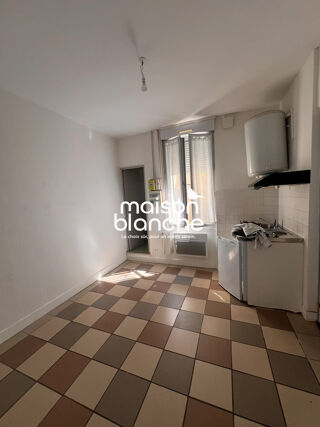  Appartement à louer 2 pièces 27 m²