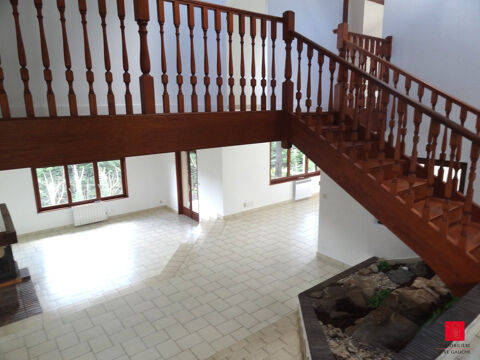  Maison � louer 8 pi�ces 188 m�