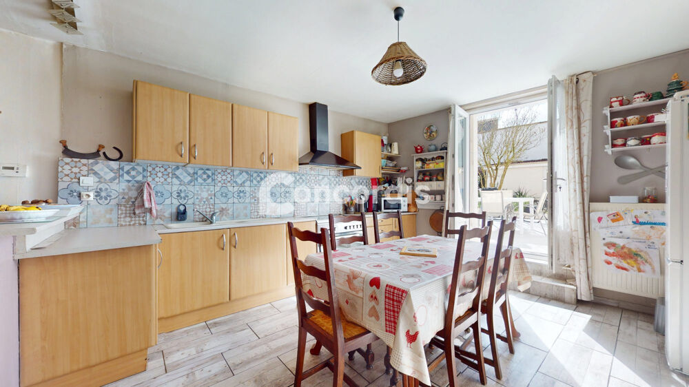 Maison 145 m² : 4 chambres / Cour et jardin / Garage