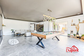  Maison � vendre 5 pi�ces 230 m�