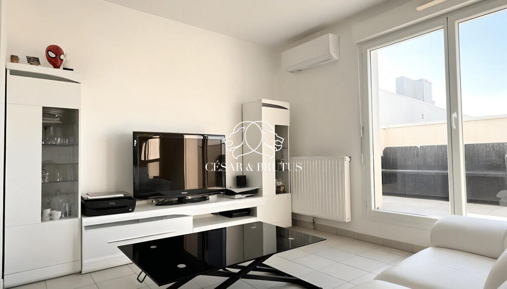 Exclusivité - ST PRIEST (Centre) - Appartement T3 (61 m2) - Der