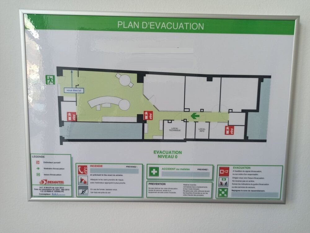   VENTE LOCAUX TYPE AGENCE 122m² TBE 