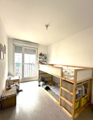  Appartement à louer 4 pièces 85 m²