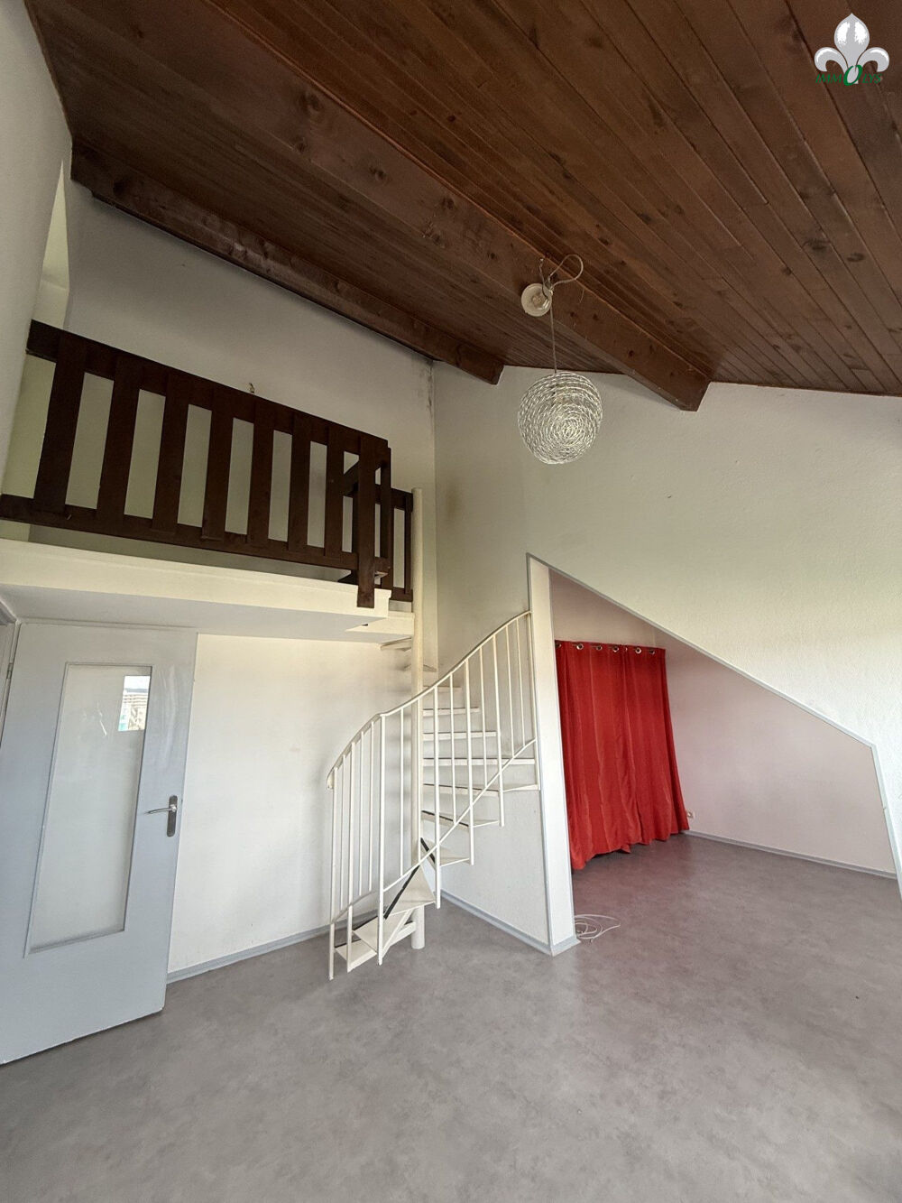 Vente Appartement DERNIER ETAGE DUPLEX AVEC VUE SUR L'OUCHE. Dijon