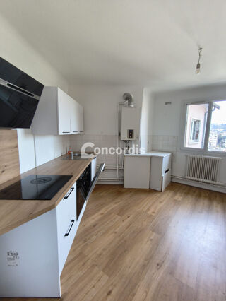  Appartement � louer 4 pi�ces 93 m�
