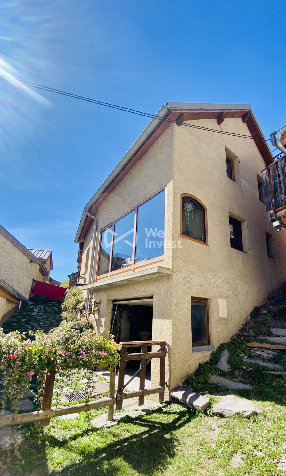 Belle maison familiale moderne et bien entretenue située au cal