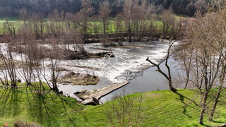  Maison � vendre 9 pi�ces 389 m�