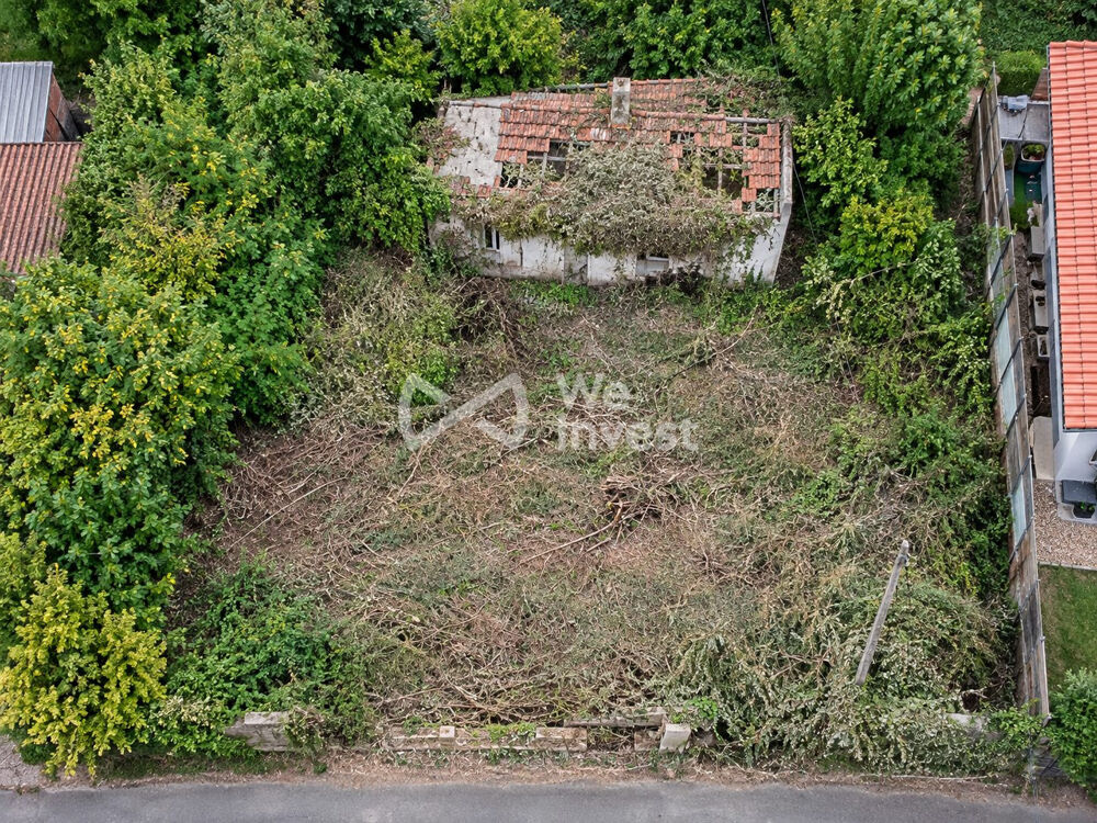   TERRAINS À VENDRE 