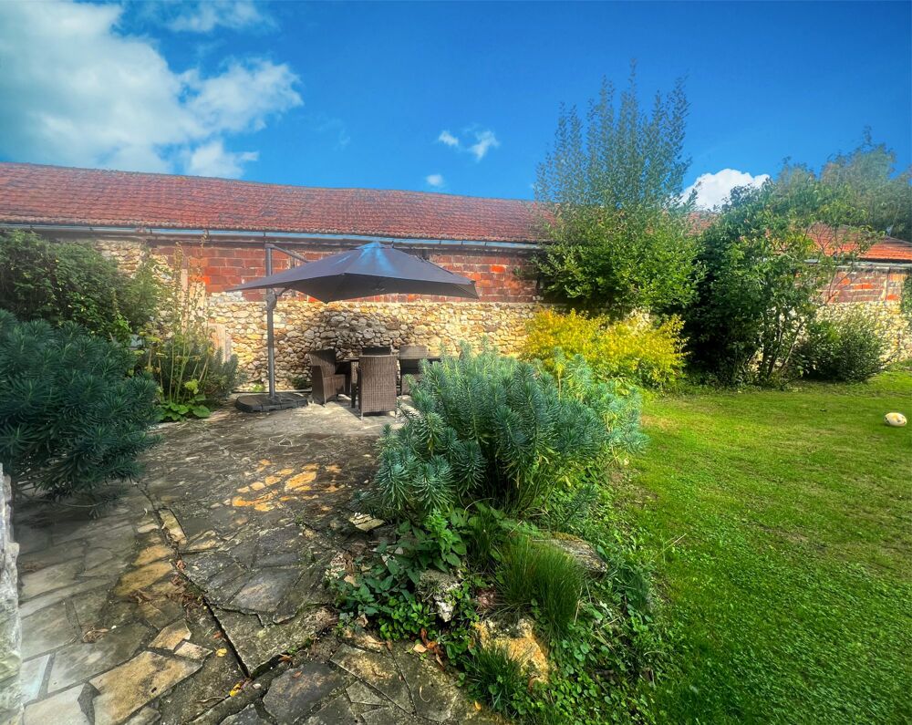 Superbe Maison en pierre en plein coeur de Longnes 78