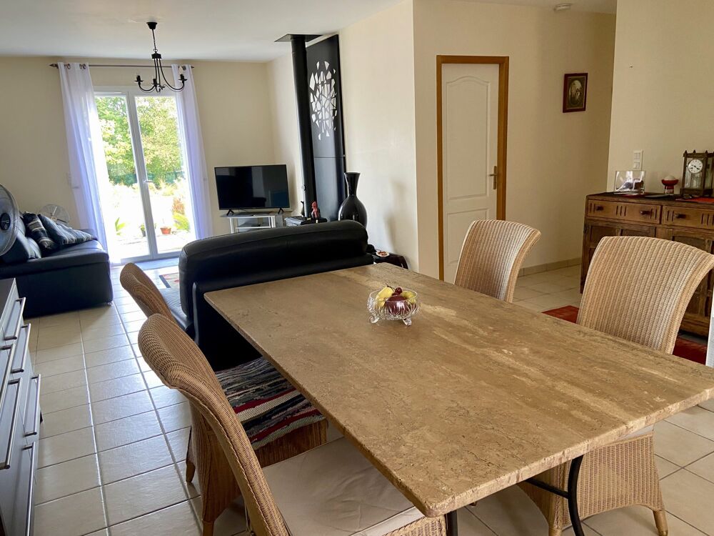 Maison impeccable de 3 ou 4 chambres dans un quartier calme