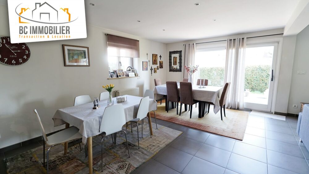 PREVESSIN T5 duplex avec jardin