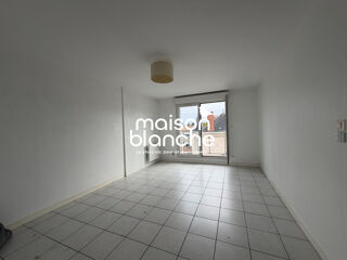  Appartement à louer 2 pièces 48 m²