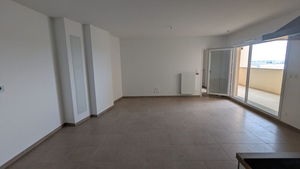 T3 dans résidence de 2025 balcon + parking