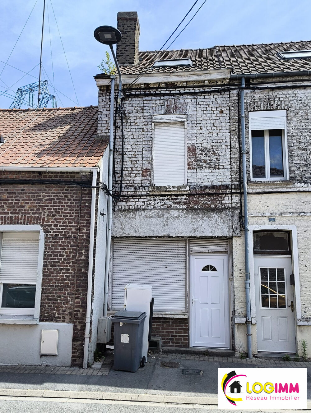 Maison de ville à rénover 91 m² 3 chambres 1 bureau jardin