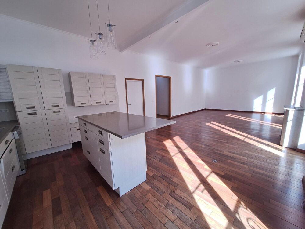 Location Appartement Vaste 4 pièces dans l hyper centre Nice