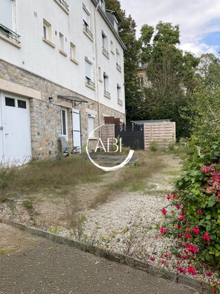  Immeuble à vendre 349 m²