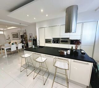  Appartement � vendre 3 pi�ces 115 m�