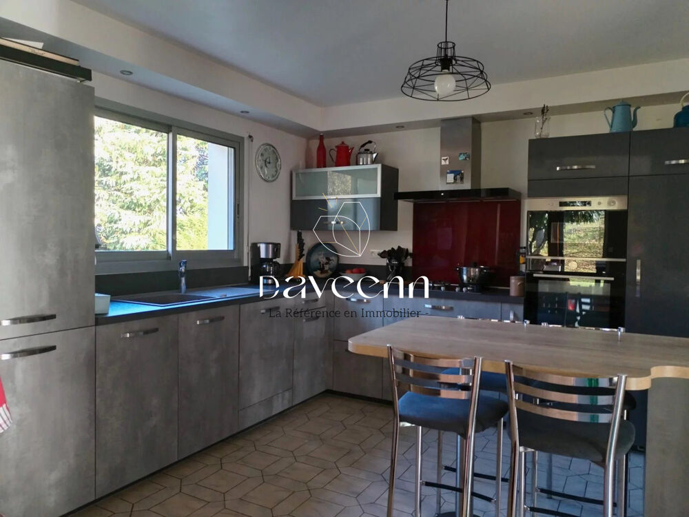 Maison familiale avec 1 hectare