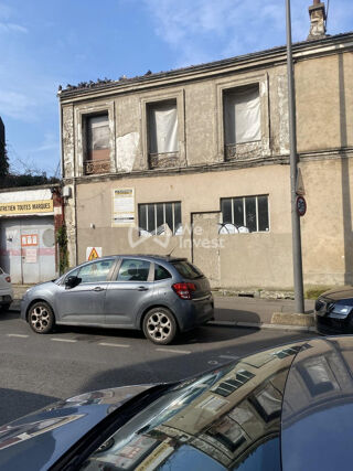  Immeuble à vendre 90 m²