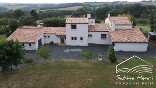  Maison à vendre 12 pièces 245 m²