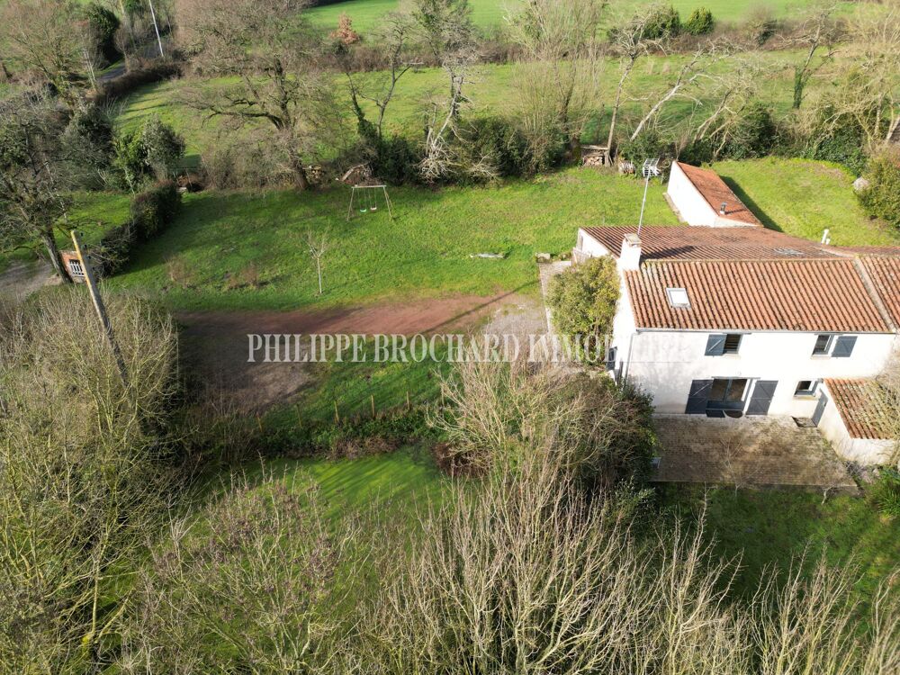 Vente Maison 5 chambres, grange, grand terrain ! Avrillé