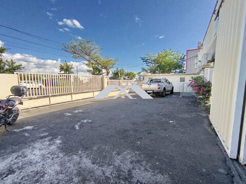   Local d'Activité 295 m² Saint-Paul Cambaie avec Parking Priv 