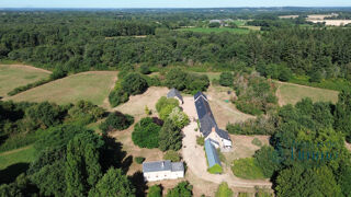  Maison à vendre 10 pièces 369 m²