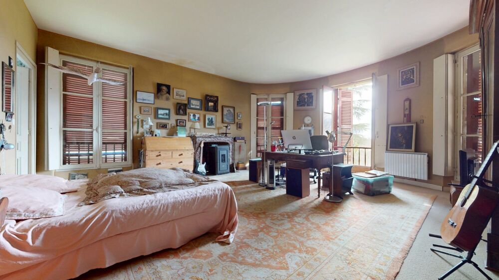 à vendre  Propriété/château Bergerac (24100)