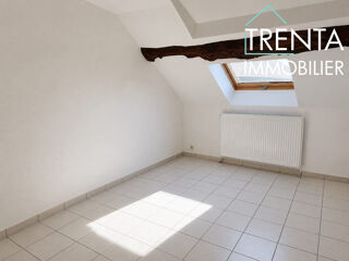  Appartement à louer 4 pièces 57 m²