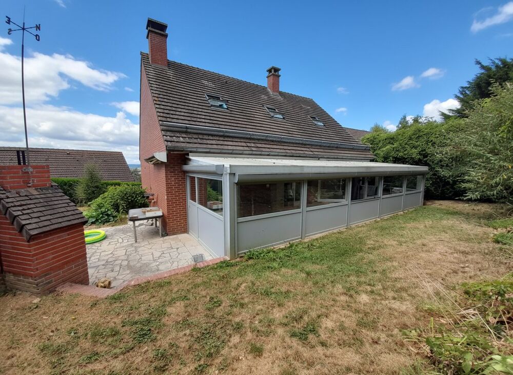 Maison surélevée sur sous-sol de 136m² à Noyon
