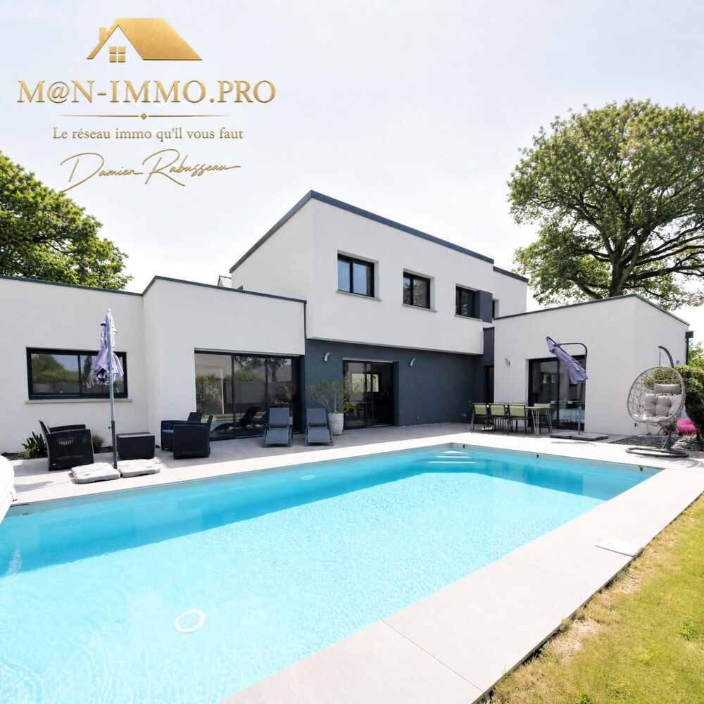 Maison contemporaine 167 m²  Piscine  Laillé