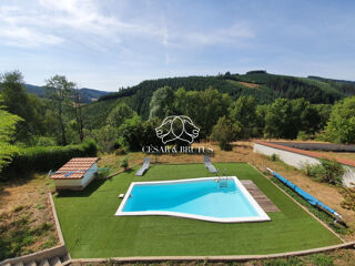  Maison  vendre 9 pices 200 m