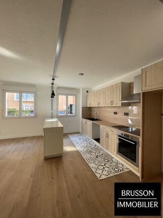  Appartement à louer 3 pièces 1 m²