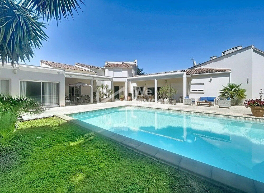 Rare Grande villa avec grand terrain La grande motte