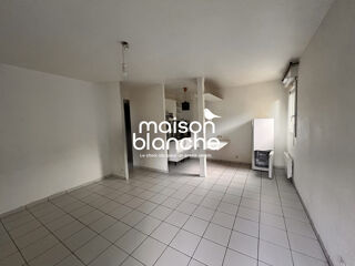  Appartement à louer 2 pièces 39 m²