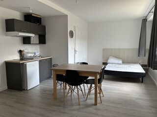  Immeuble à vendre 611 m²