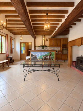  Maison à vendre 6 pièces 334 m²