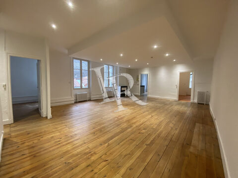  Appartement � louer 5 pi�ces 149 m�