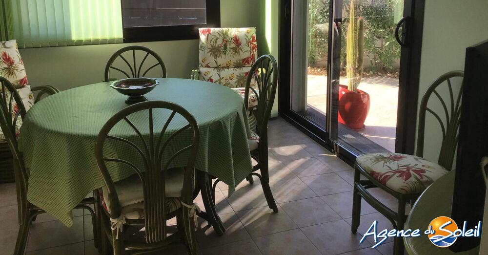VILLA T5 + garage et piscine à 2 pas du Port et des plages