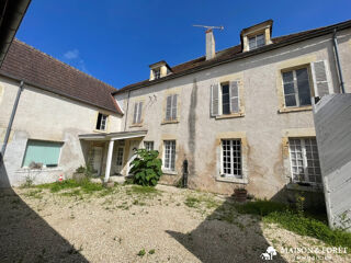  Immeuble à vendre 330 m²