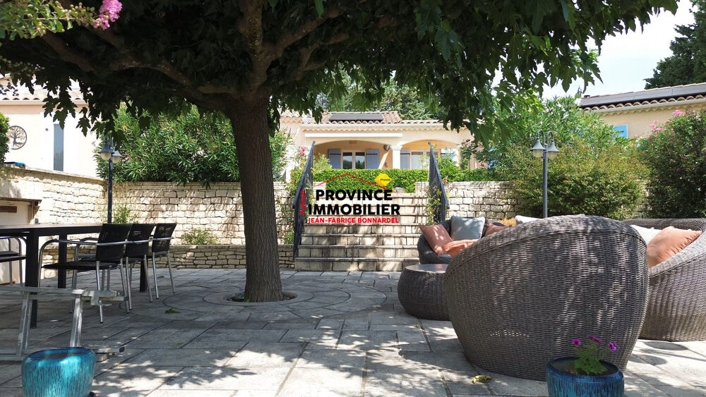Maison 8 pièces 187 m² · à Suze-la-Rousse · 187 m² · 565 000 €