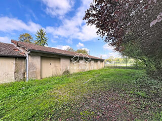  Parking / Garage  vendre 200 m