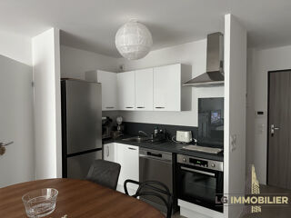  Appartement à louer 3 pièces 67 m²