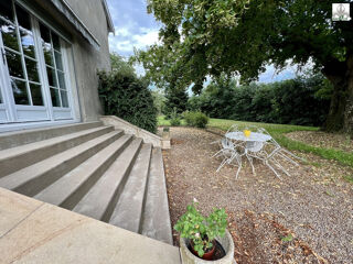 Maison à vendre 11 pièces 292 m²