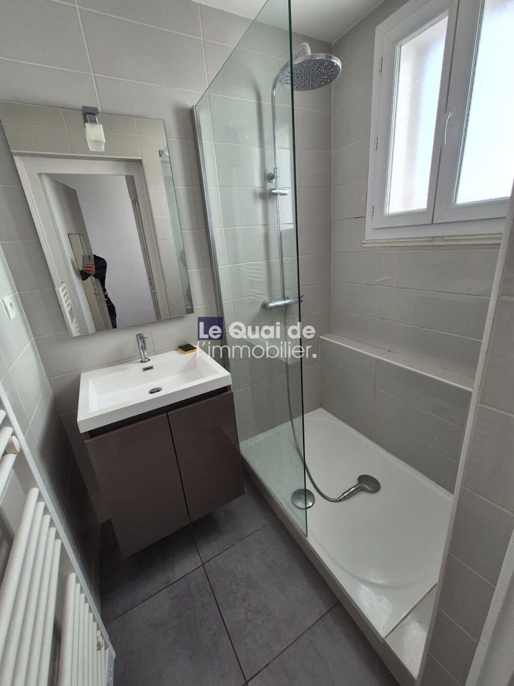 Location Appartement A LOUER, T1 rénové et Meublé à GRENOBLE Grenoble