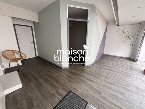 Immobilier Professionnel &agrave; louer Surg&egrave;res 495 17700 Surg�res