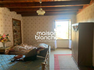  Maison � vendre 4 pi�ces 190 m�