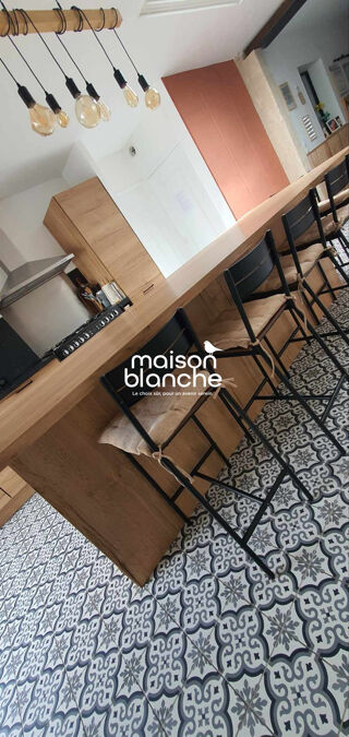  Immeuble � vendre 278 m�